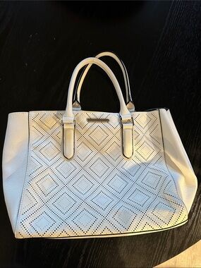 Steve Madden White geometric Satchel